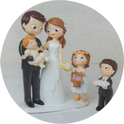Figura tarta boda novios con bebé 21cm